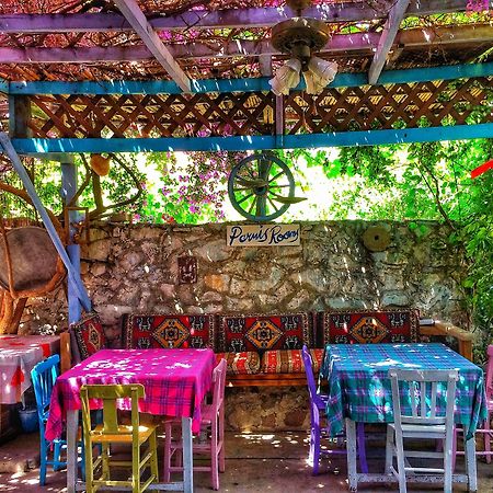 Parmis Rooms Çeşme Exteriér fotografie