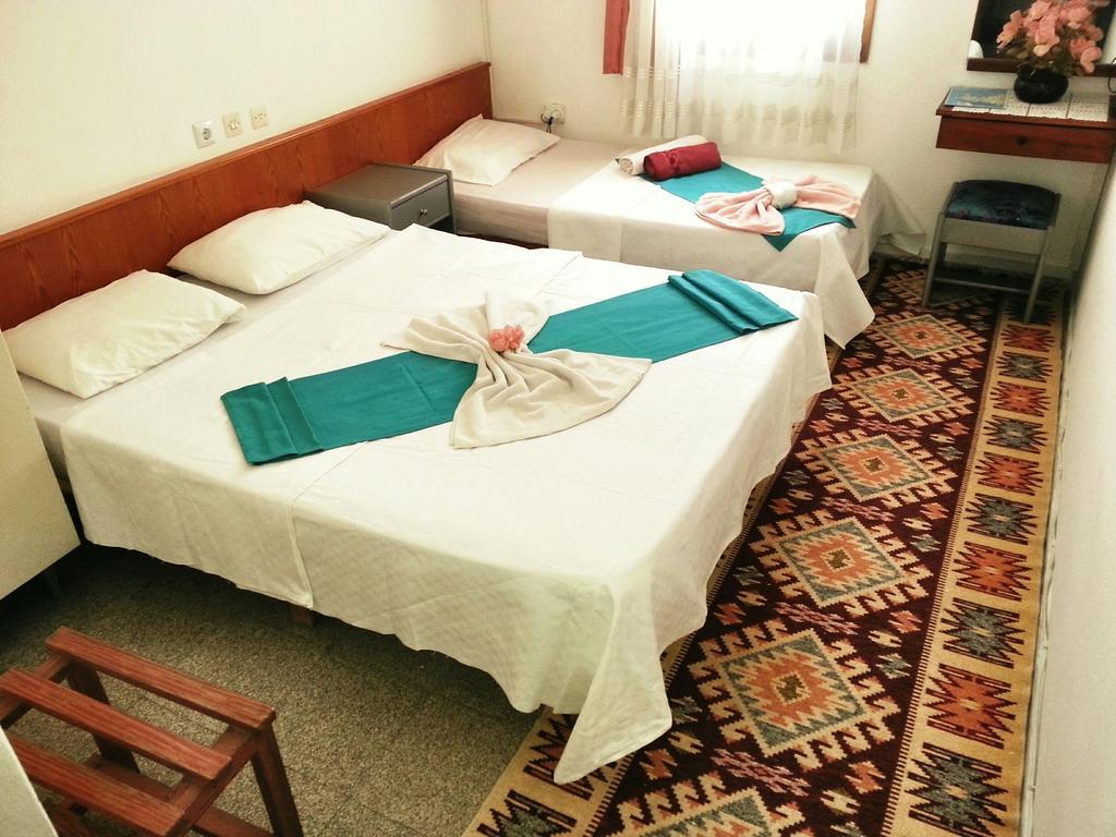 Parmis Rooms Çeşme Pokoj fotografie