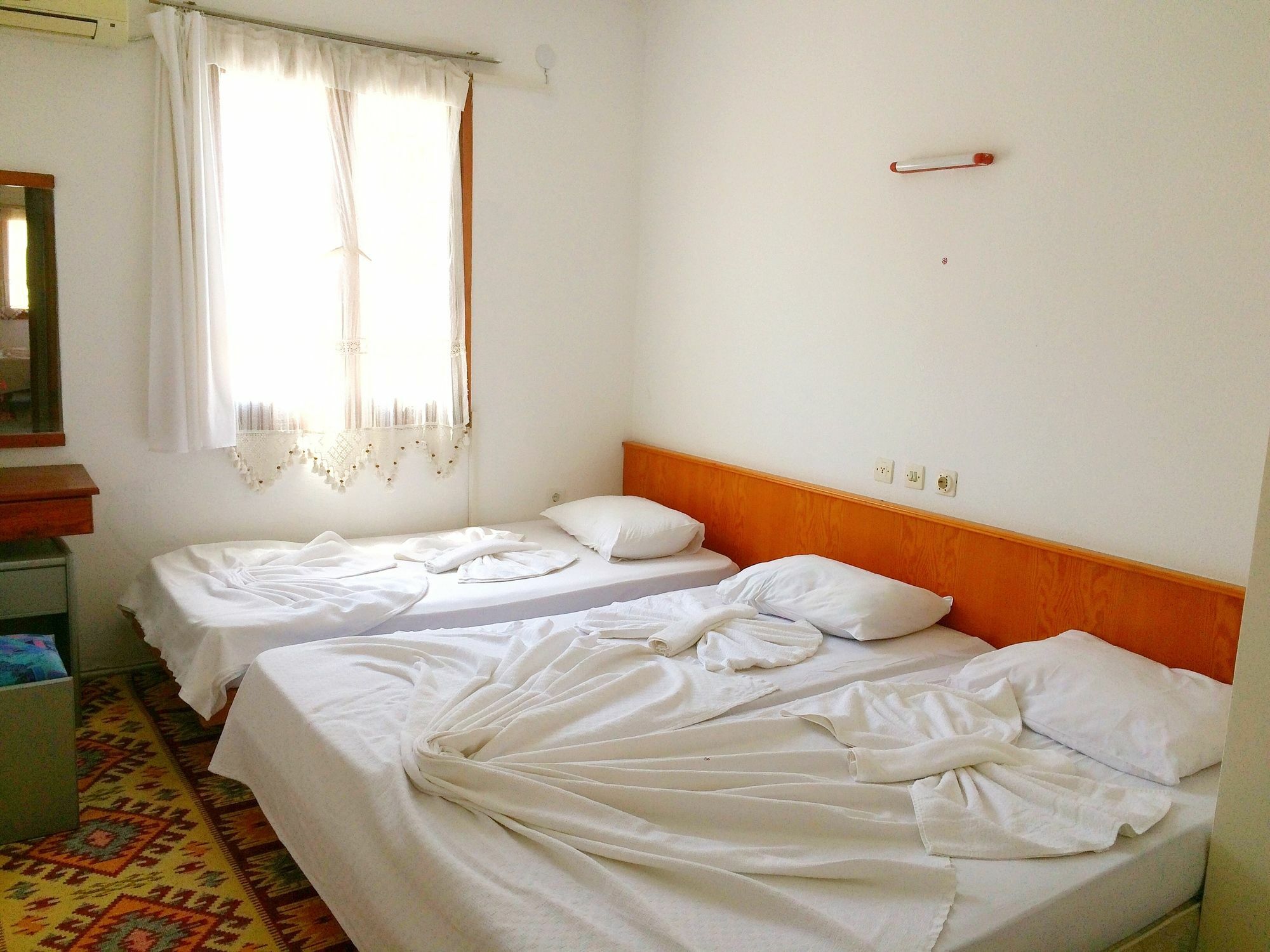 Parmis Rooms Çeşme Exteriér fotografie